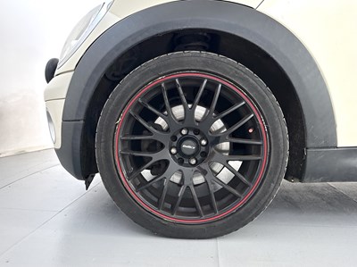 Lot 42 - 2010 Mini Clubman