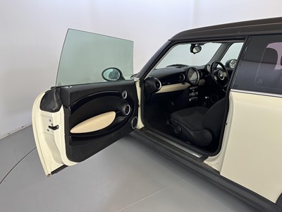 Lot 42 - 2010 Mini Clubman