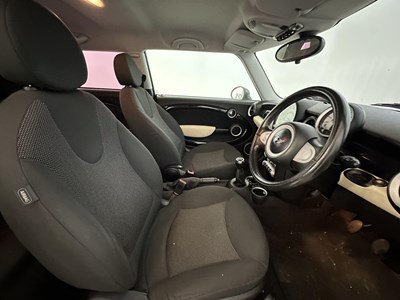 Lot 42 - 2010 Mini Clubman
