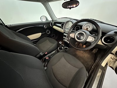Lot 42 - 2010 Mini Clubman
