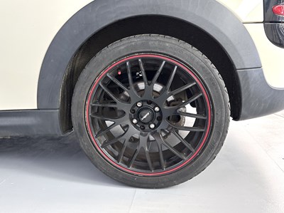Lot 42 - 2010 Mini Clubman
