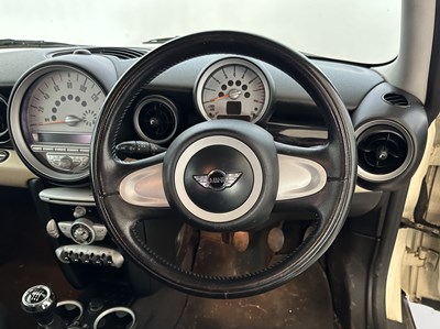 Lot 42 - 2010 Mini Clubman