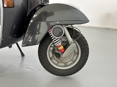 Lot 22 - 1981 Vespa P200E