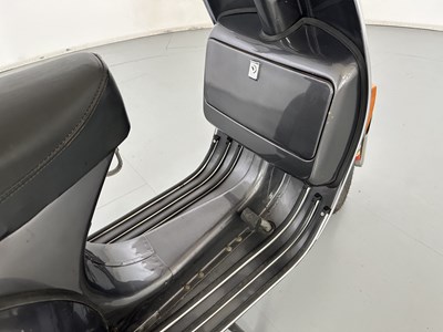 Lot 22 - 1981 Vespa P200E