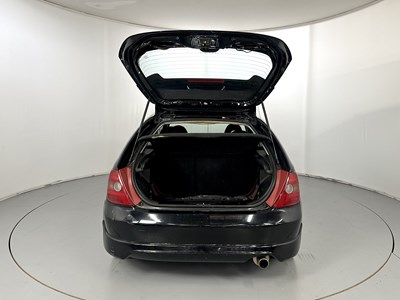 Lot 129 - 2003 Honda Civic Type R