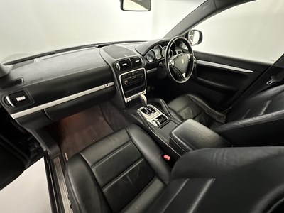 Lot 16 - 2006 Porsche Cayenne S
