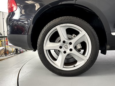 Lot 16 - 2006 Porsche Cayenne S