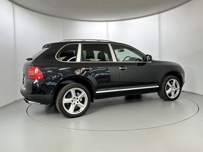 Lot 16 - 2006 Porsche Cayenne S