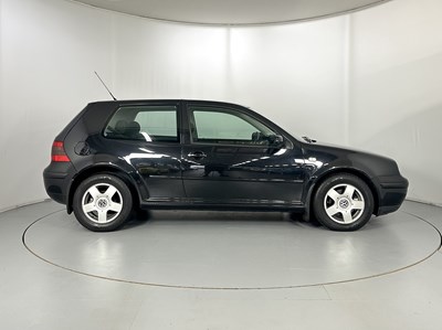 Lot 120 - 2000 Volkswagen Golf GTI