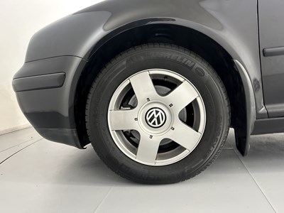 Lot 120 - 2000 Volkswagen Golf GTI