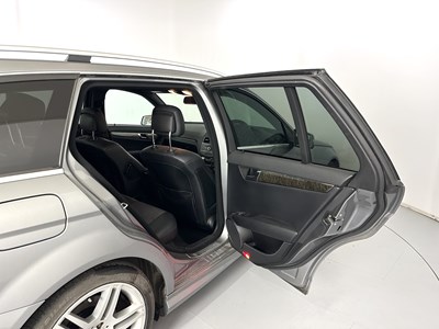 Lot 30 - 2009 Mercedes-Benz C250 Sport