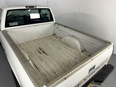 Lot 9 - 1996 Chevrolet Silverado K1500 Z71