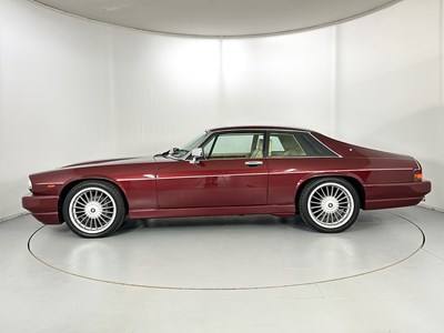 Lot 10 - 1990 Jaguar XJS