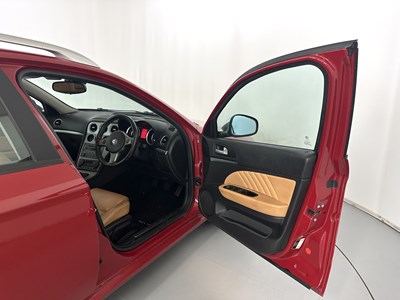 Lot 108 - 2008 Alfa Romeo 159 Lusso