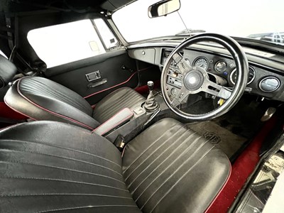 Lot 127 - 1978 MG B Roadster