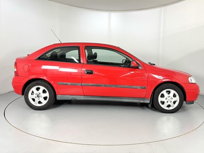 Lot 73 - 1999 Vauxhall Astra 18 16v