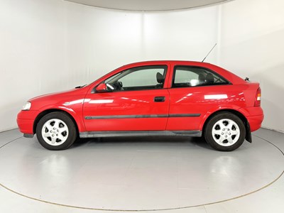 Lot 73 - 1999 Vauxhall Astra 18 16v