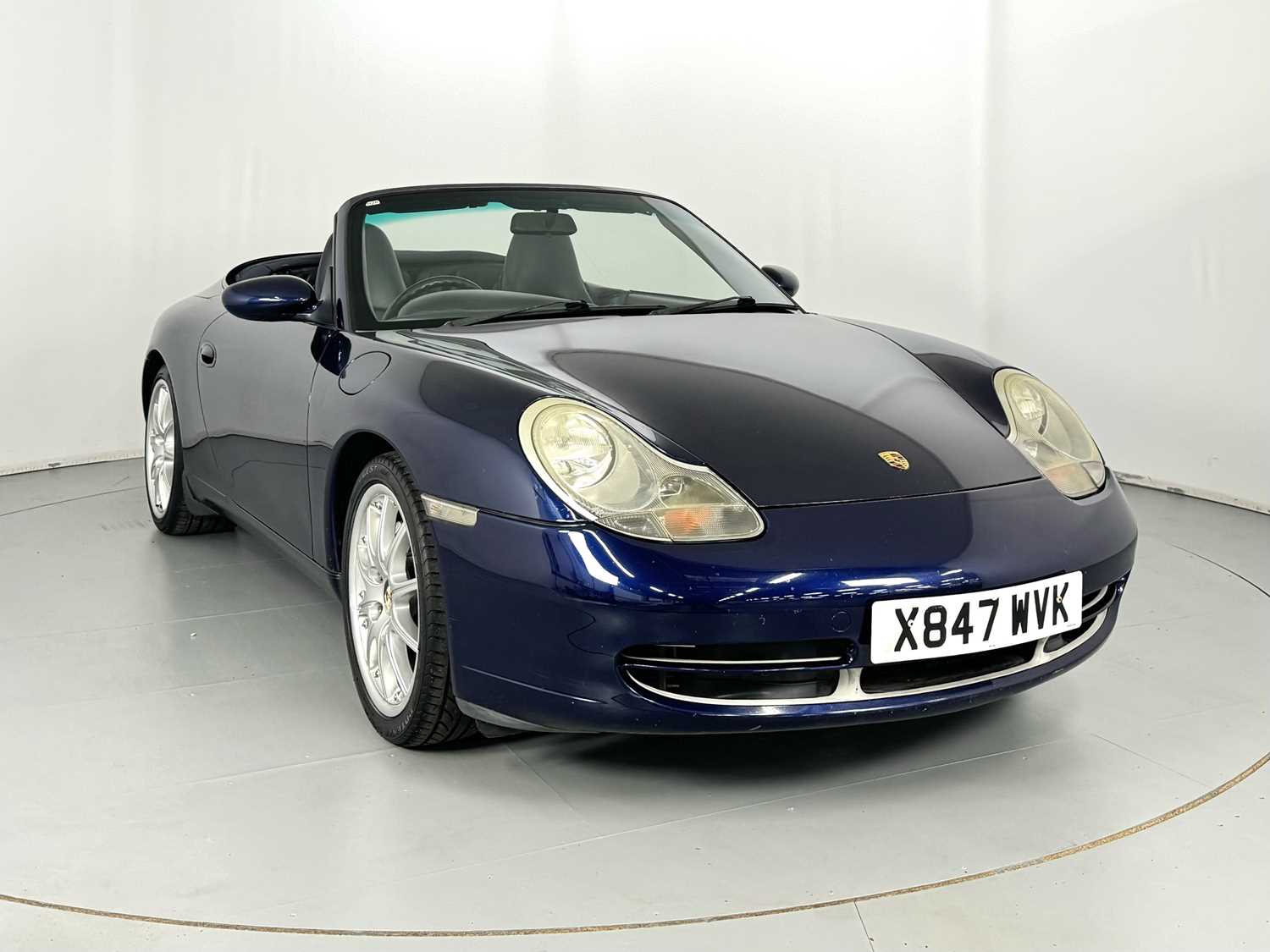 Lot 59 - 2000 Porsche 911 Carrera 4