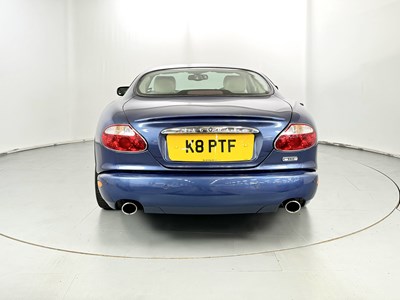 Lot 112 - 2005 Jaguar XK8