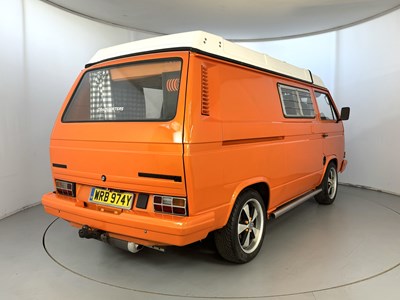 Lot 38 - 1982 Volkswagen T25