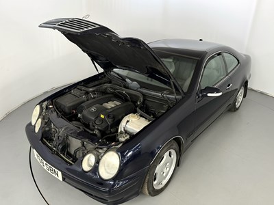 Lot 97 - 2001 Mercedes CLK320