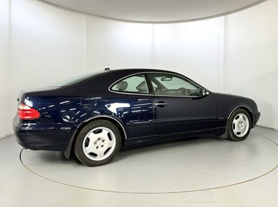 Lot 97 - 2001 Mercedes CLK320