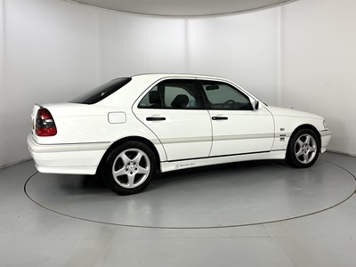 Lot 131 - 1998 Mercedes-Benz C200