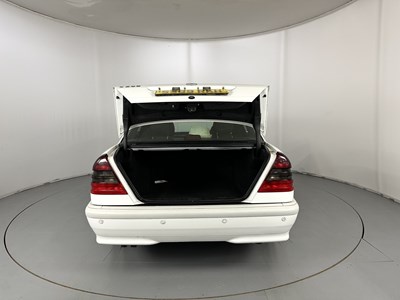 Lot 131 - 1998 Mercedes-Benz C200