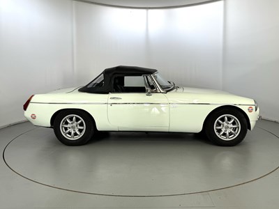 Lot 75 - 1977 MG BGT V8