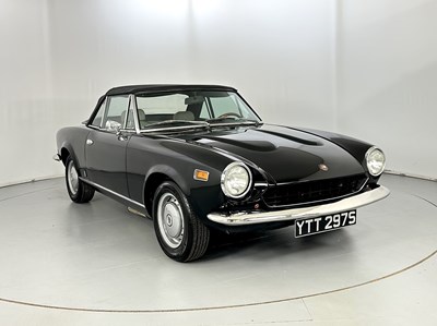 Lot 44 - 1978 Fiat 124 Sport Spider