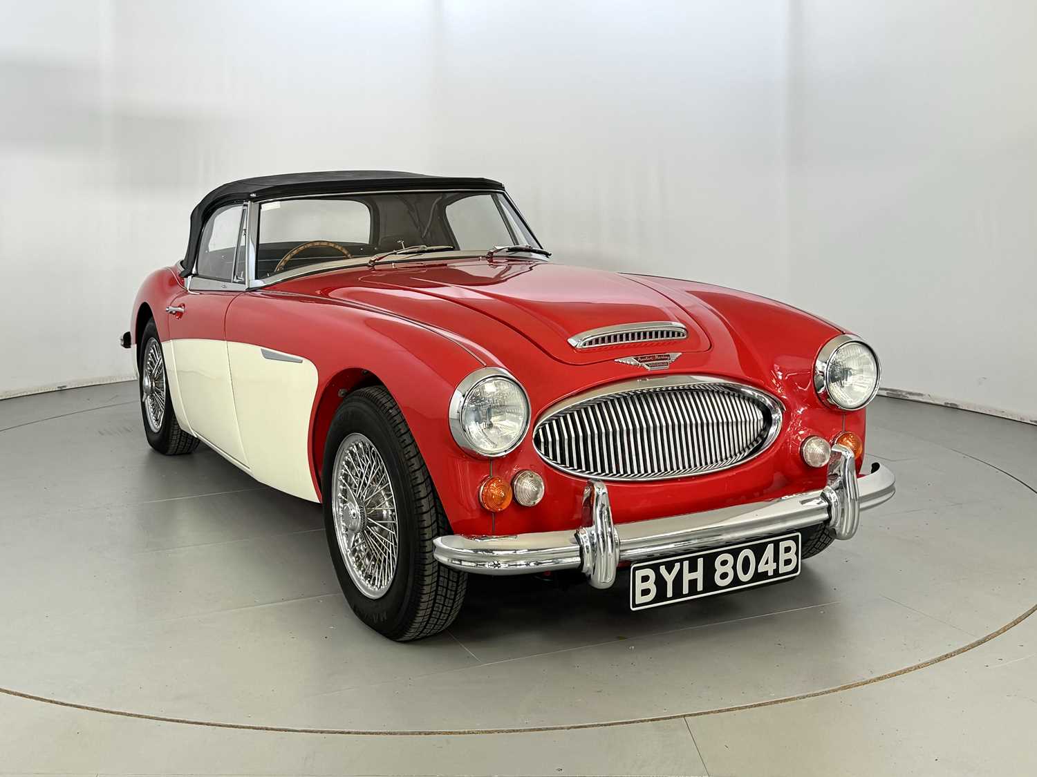 Lot 95 - 1964 Austin Healey 3000