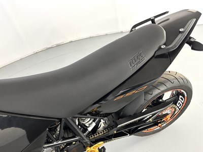 Lot 50 - 2009 KTM Duke 690