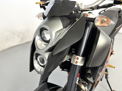 Lot 50 - 2009 KTM Duke 690