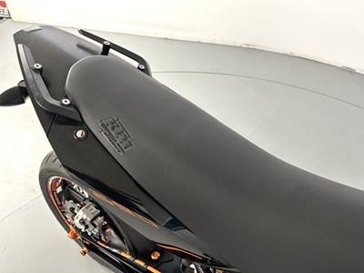 Lot 50 - 2009 KTM Duke 690