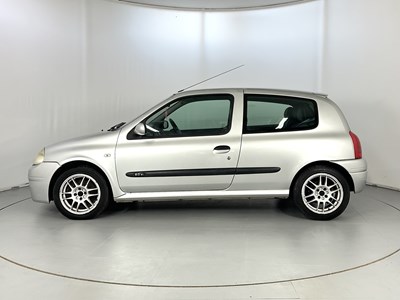 Lot 49 - 2000 Renault Clio 172