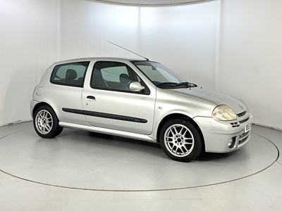 Lot 49 - 2000 Renault Clio 172