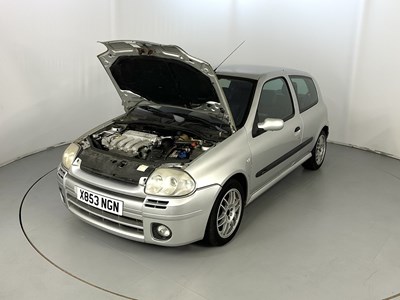 Lot 49 - 2000 Renault Clio 172