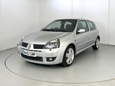 Lot 94 - 2003 Renault Clio 172