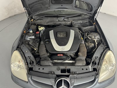 Lot 148 - 2005 Mercedes-Benz SLK350