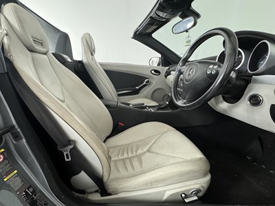 Lot 148 - 2005 Mercedes-Benz SLK350
