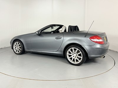 Lot 148 - 2005 Mercedes-Benz SLK350