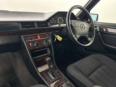 Lot 149 - 1994 Mercedes-Benz E300D