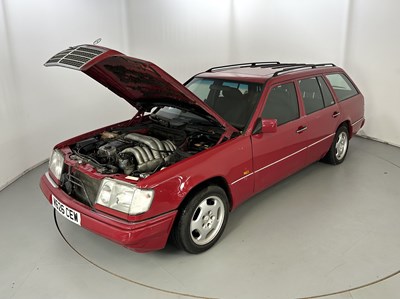 Lot 149 - 1994 Mercedes-Benz E300D