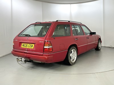 Lot 149 - 1994 Mercedes-Benz E300D