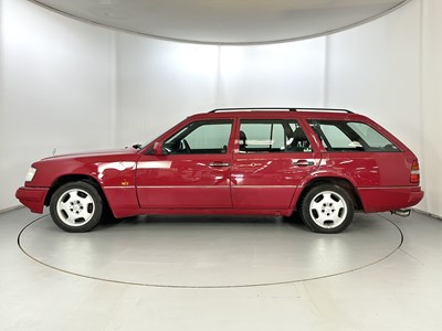 Lot 149 - 1994 Mercedes-Benz E300D