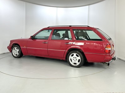 Lot 149 - 1994 Mercedes-Benz E300D