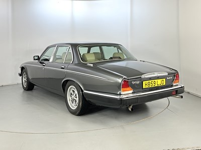 Lot 26 - 1991 Daimler Double-Six