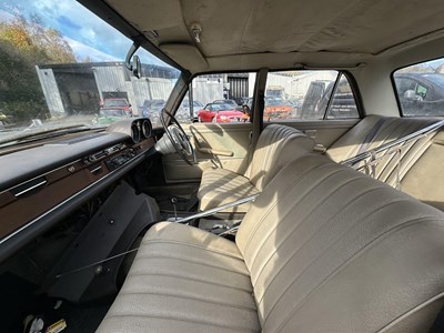 Lot 155 - 1970 Mercedes-Benz 280SE