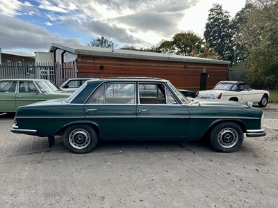 Lot 155 - 1970 Mercedes-Benz 280SE