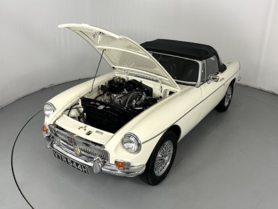 Lot 24 - 1970 MG B Roadster